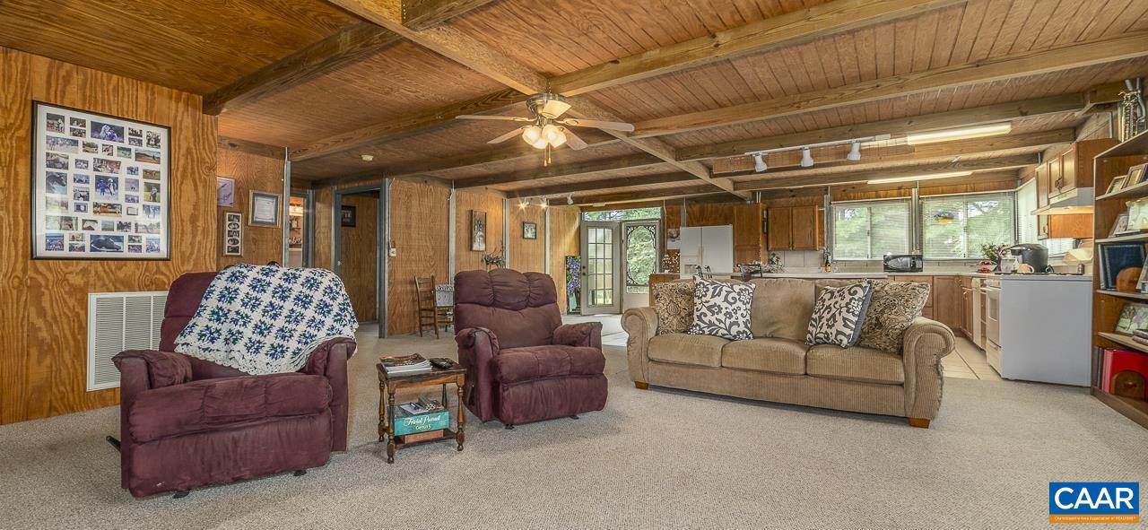 9195 SPRINGWOOD RD, BUCHANAN, Virginia 24066, 2 Bedrooms Bedrooms, ,1 BathroomBathrooms,Residential,For sale,9195 SPRINGWOOD RD,668924 MLS # 668924
