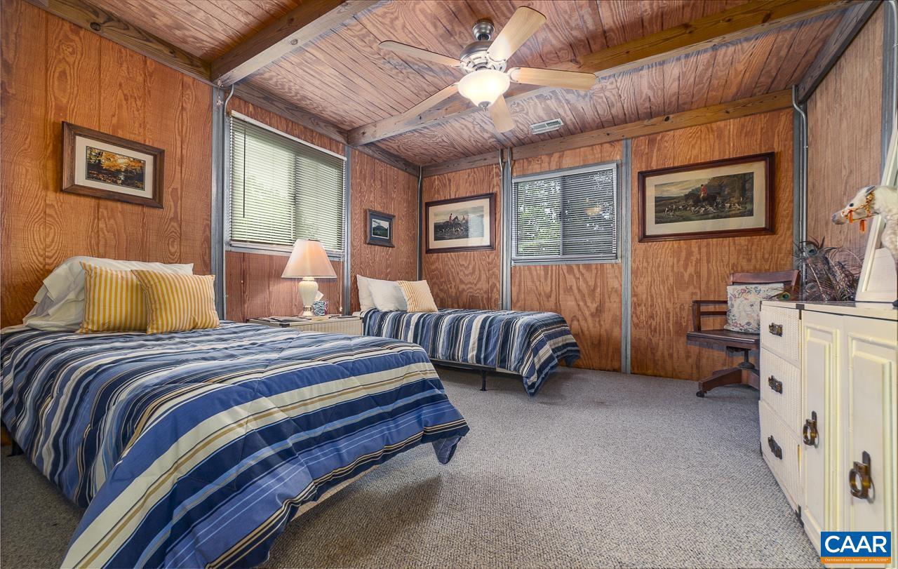 9195 SPRINGWOOD RD, BUCHANAN, Virginia 24066, 2 Bedrooms Bedrooms, ,1 BathroomBathrooms,Residential,For sale,9195 SPRINGWOOD RD,668924 MLS # 668924
