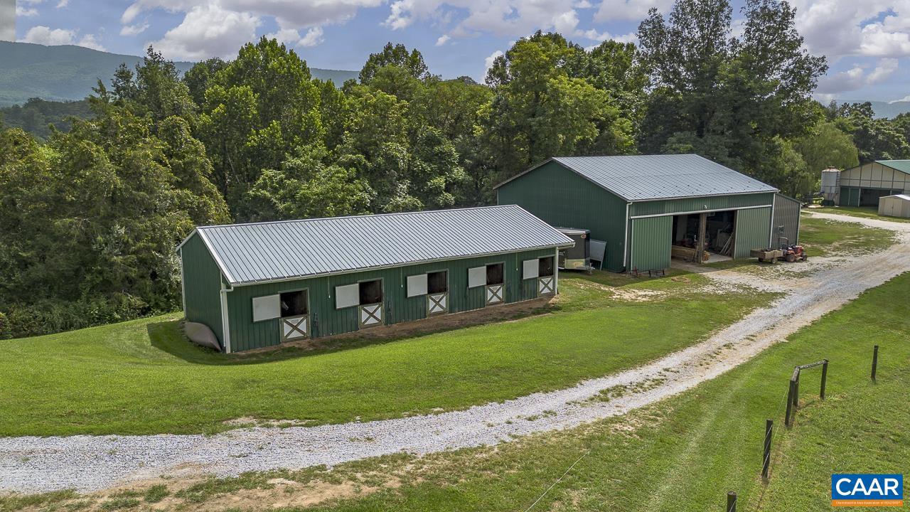 9195 SPRINGWOOD RD, BUCHANAN, Virginia 24066, 2 Bedrooms Bedrooms, ,1 BathroomBathrooms,Residential,For sale,9195 SPRINGWOOD RD,668924 MLS # 668924