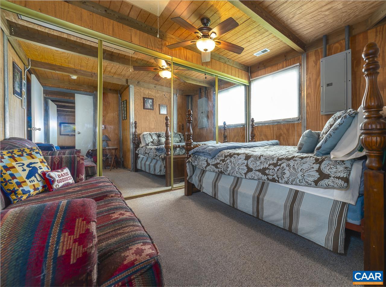 9195 SPRINGWOOD RD, BUCHANAN, Virginia 24066, 2 Bedrooms Bedrooms, ,1 BathroomBathrooms,Residential,For sale,9195 SPRINGWOOD RD,668924 MLS # 668924