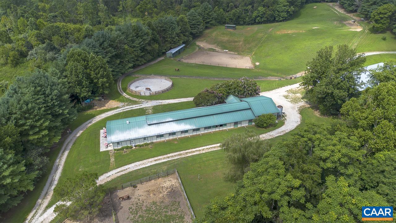 9195 SPRINGWOOD RD, BUCHANAN, Virginia 24066, 2 Bedrooms Bedrooms, ,1 BathroomBathrooms,Residential,For sale,9195 SPRINGWOOD RD,668924 MLS # 668924