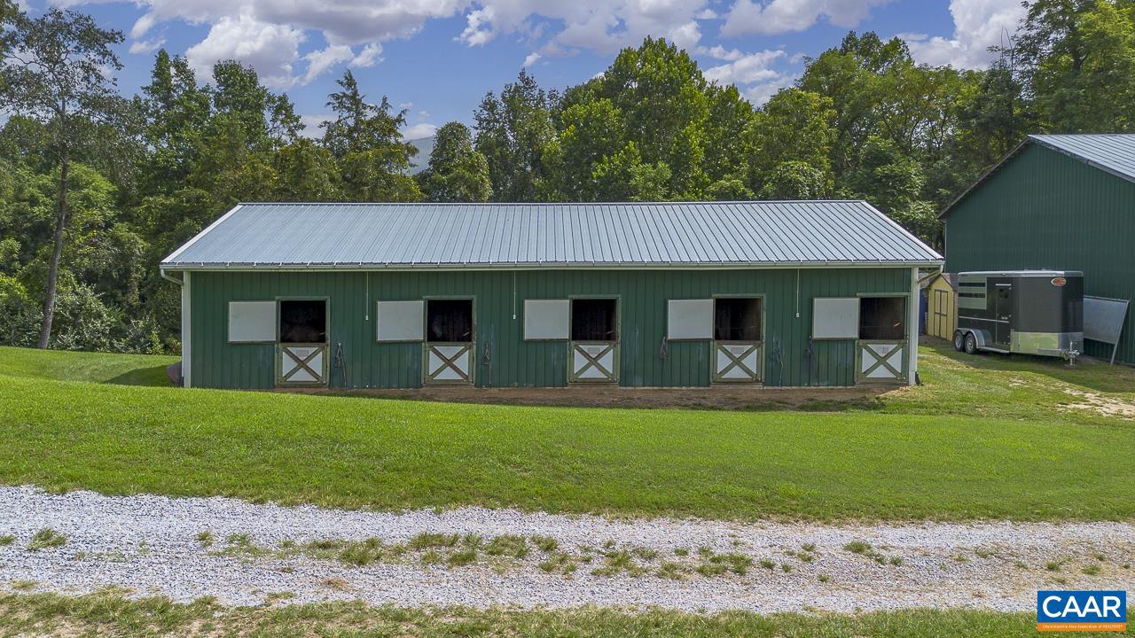 9195 SPRINGWOOD RD, BUCHANAN, Virginia 24066, 2 Bedrooms Bedrooms, ,1 BathroomBathrooms,Residential,For sale,9195 SPRINGWOOD RD,668924 MLS # 668924