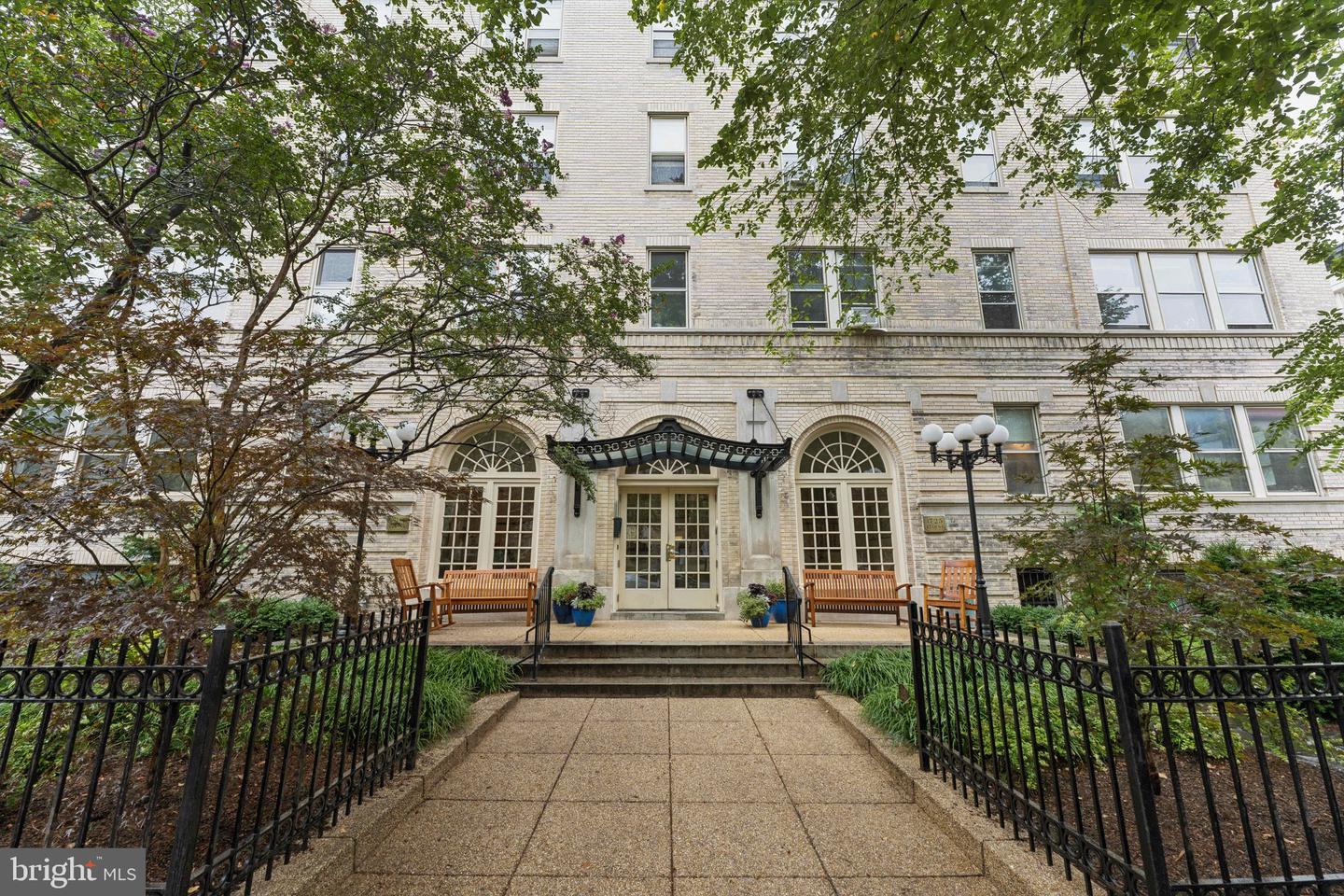 1725 17TH ST NW #102, WASHINGTON, District Of Columbia 20009, ,1 BathroomBathrooms,Residential,For sale,1725 17TH ST NW #102,DCDC2222210 MLS # DCDC2222210 1725 17TH ST NW #102, WASHINGTON, District Of Columbia 20009, ,1 BathroomBathrooms,Residential,For sale,1725 17TH ST NW #102,DCDC2222210 MLS # DCDC2222210