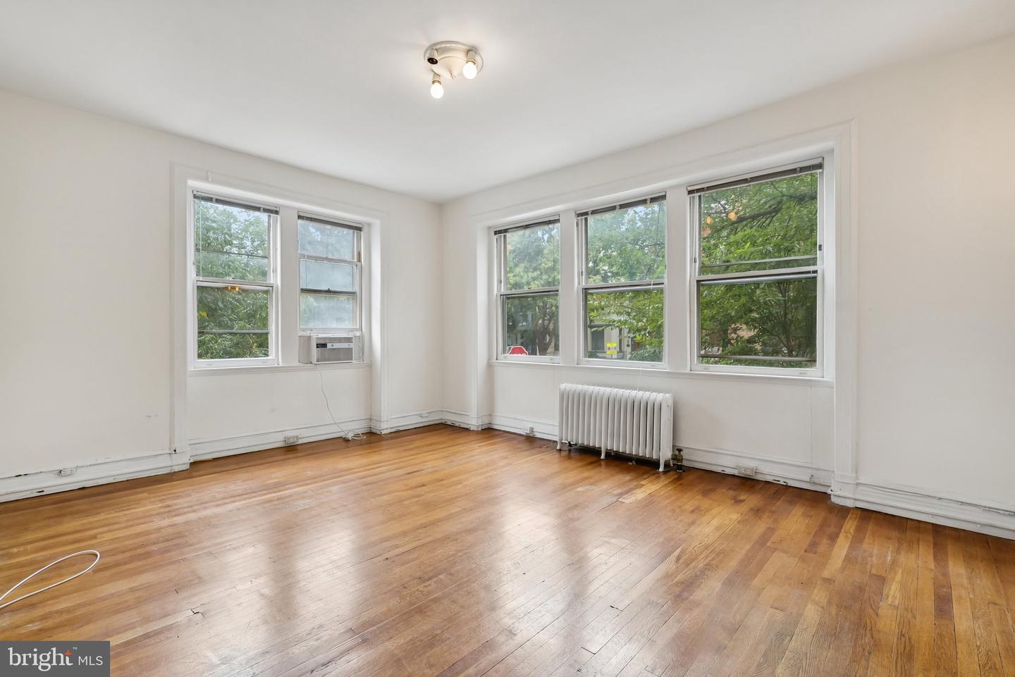 1725 17TH ST NW #102, WASHINGTON, District Of Columbia 20009, ,1 BathroomBathrooms,Residential,For sale,1725 17TH ST NW #102,DCDC2222210 MLS # DCDC2222210