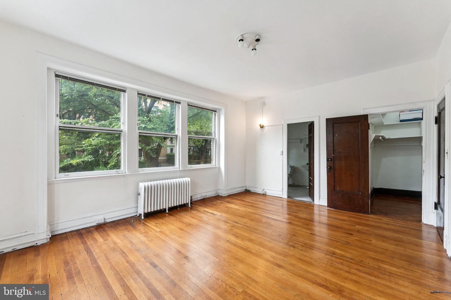 1725 17TH ST NW #102, WASHINGTON, District Of Columbia 20009, ,1 BathroomBathrooms,Residential,For sale,1725 17TH ST NW #102,DCDC2222210 MLS # DCDC2222210