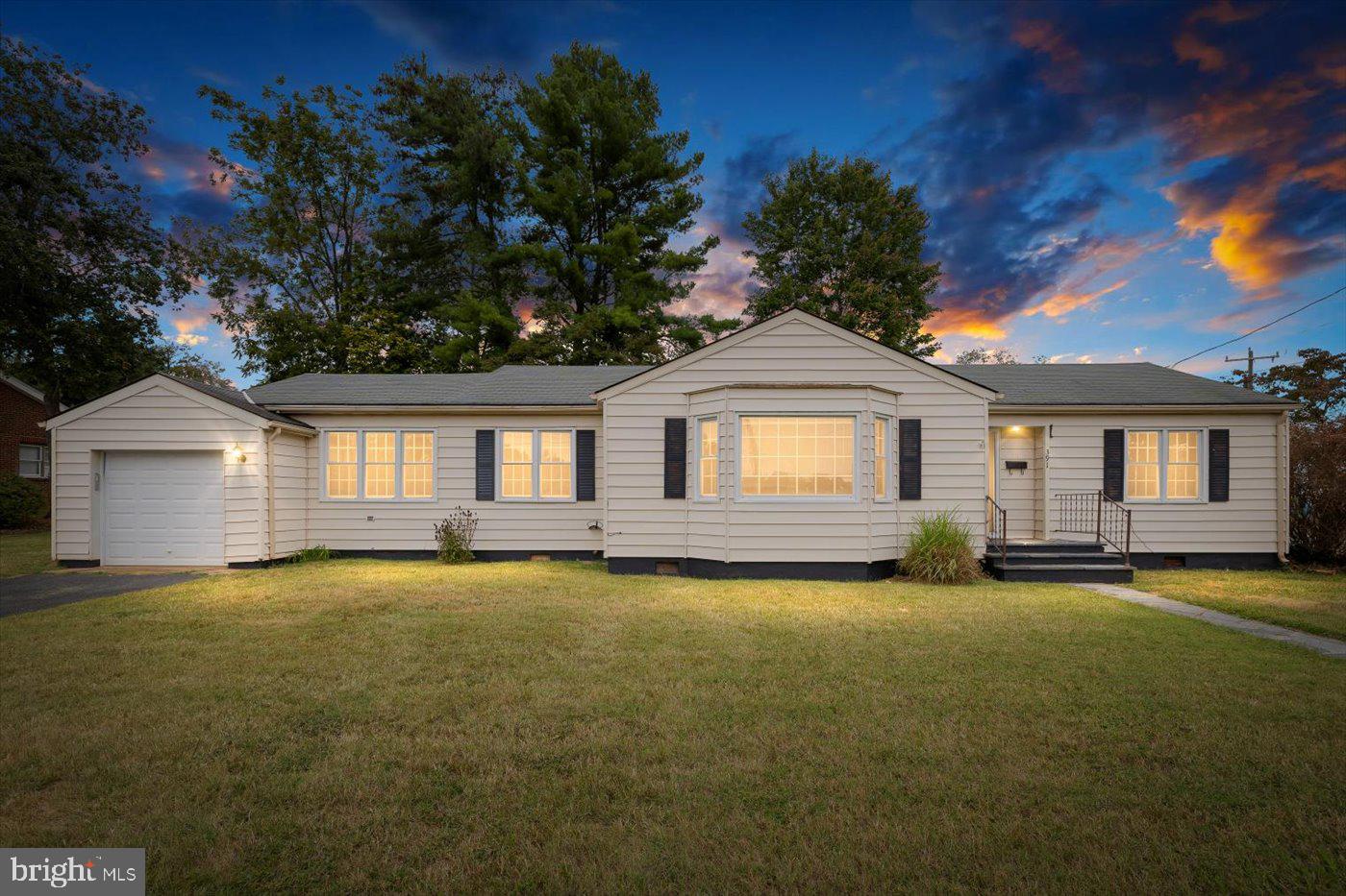 391 PIEDMONT ST, ORANGE, Virginia 22960, 3 Bedrooms Bedrooms, ,1 BathroomBathrooms,Residential,For sale,391 PIEDMONT ST,VAOR2012268 MLS # VAOR2012268