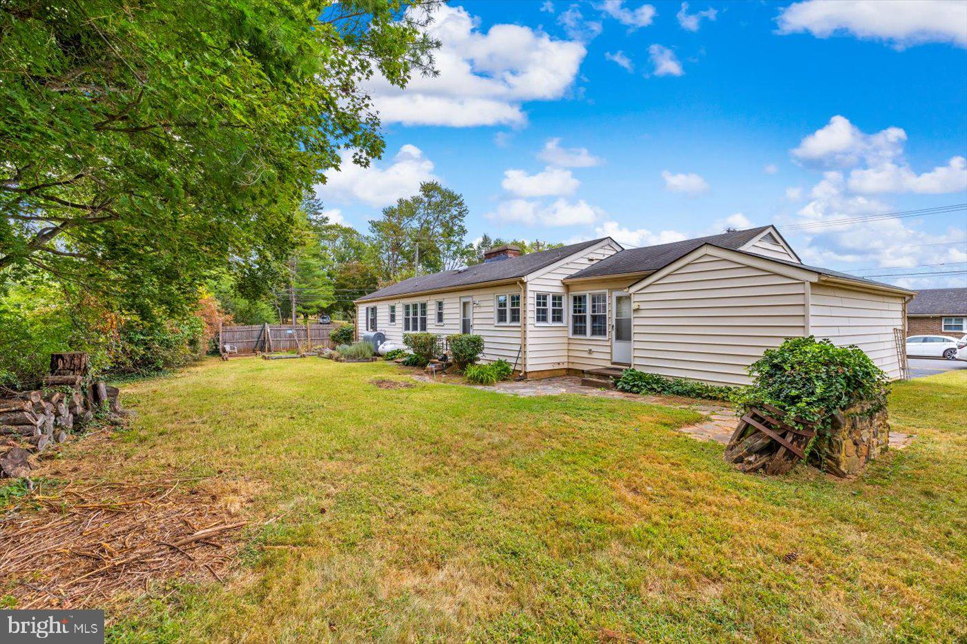 391 PIEDMONT ST, ORANGE, Virginia 22960, 3 Bedrooms Bedrooms, ,1 BathroomBathrooms,Residential,For sale,391 PIEDMONT ST,VAOR2012268 MLS # VAOR2012268