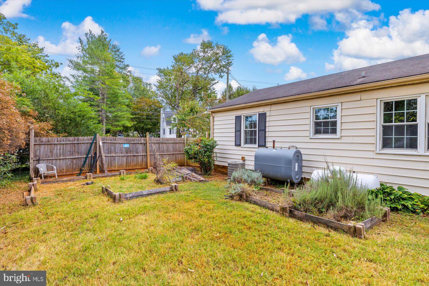 391 PIEDMONT ST, ORANGE, Virginia 22960, 3 Bedrooms Bedrooms, ,1 BathroomBathrooms,Residential,For sale,391 PIEDMONT ST,VAOR2012268 MLS # VAOR2012268