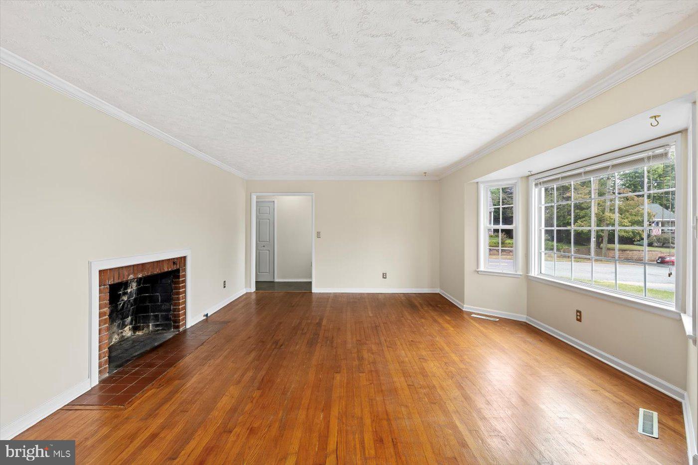 391 PIEDMONT ST, ORANGE, Virginia 22960, 3 Bedrooms Bedrooms, ,1 BathroomBathrooms,Residential,For sale,391 PIEDMONT ST,VAOR2012268 MLS # VAOR2012268