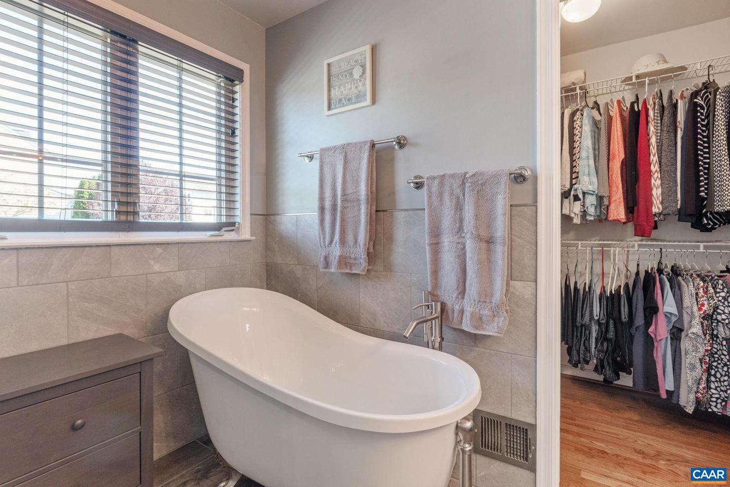 82 VILLA AVE, ZION CROSSROADS, Virginia 22942, 3 Bedrooms Bedrooms, ,3 BathroomsBathrooms,Residential,For sale,82 VILLA AVE,668926 MLS # 668926