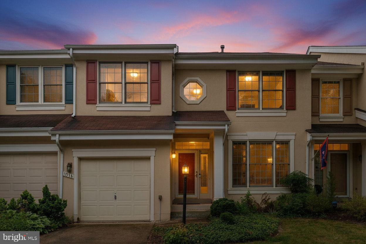 1316 PARK GARDEN LN, RESTON, Virginia 20194, 3 Bedrooms Bedrooms, 14 Rooms Rooms,3 BathroomsBathrooms,Residential,For sale,1316 PARK GARDEN LN,VAFX2267154 MLS # VAFX2267154