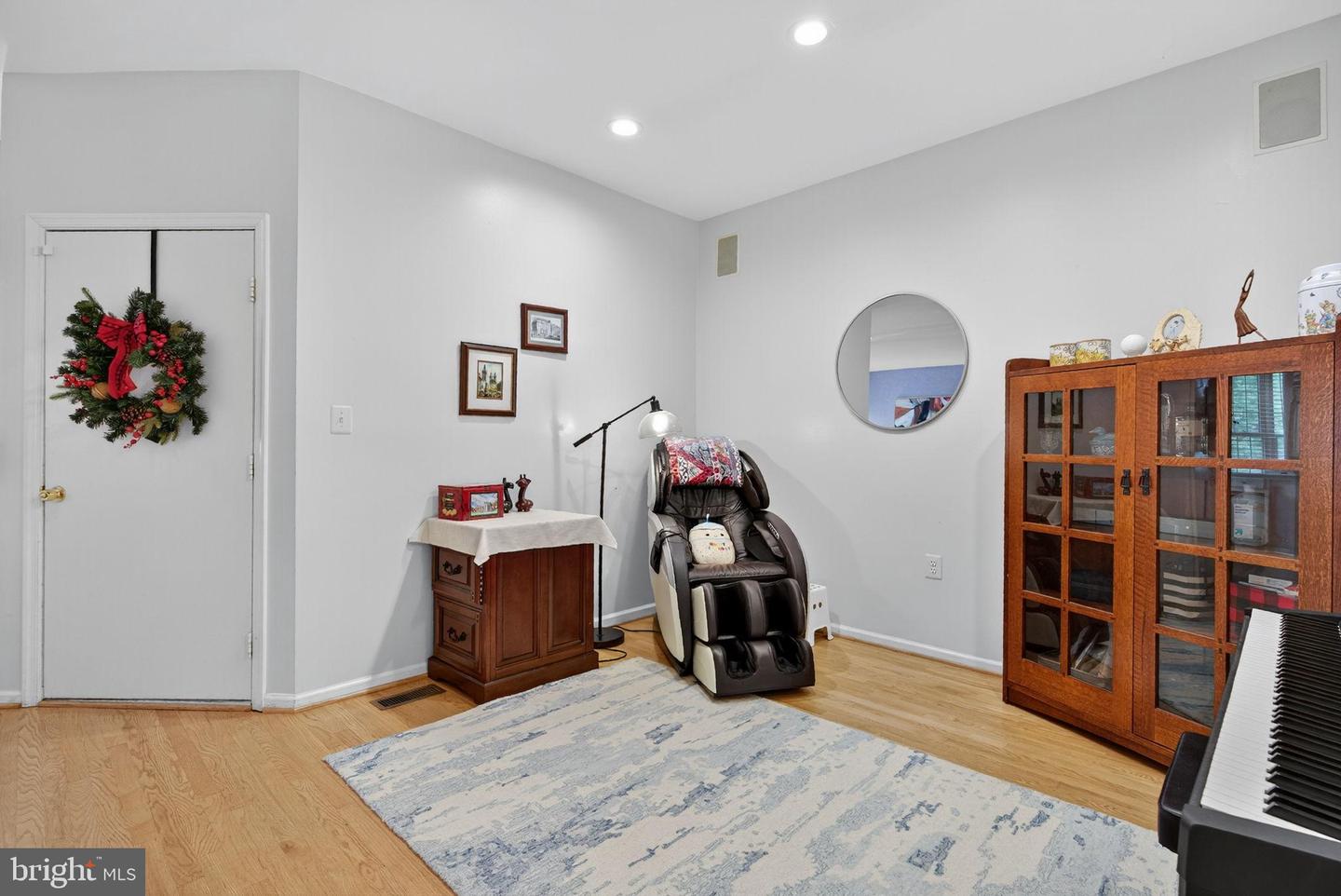 1316 PARK GARDEN LN, RESTON, Virginia 20194, 3 Bedrooms Bedrooms, 14 Rooms Rooms,3 BathroomsBathrooms,Residential,For sale,1316 PARK GARDEN LN,VAFX2267154 MLS # VAFX2267154