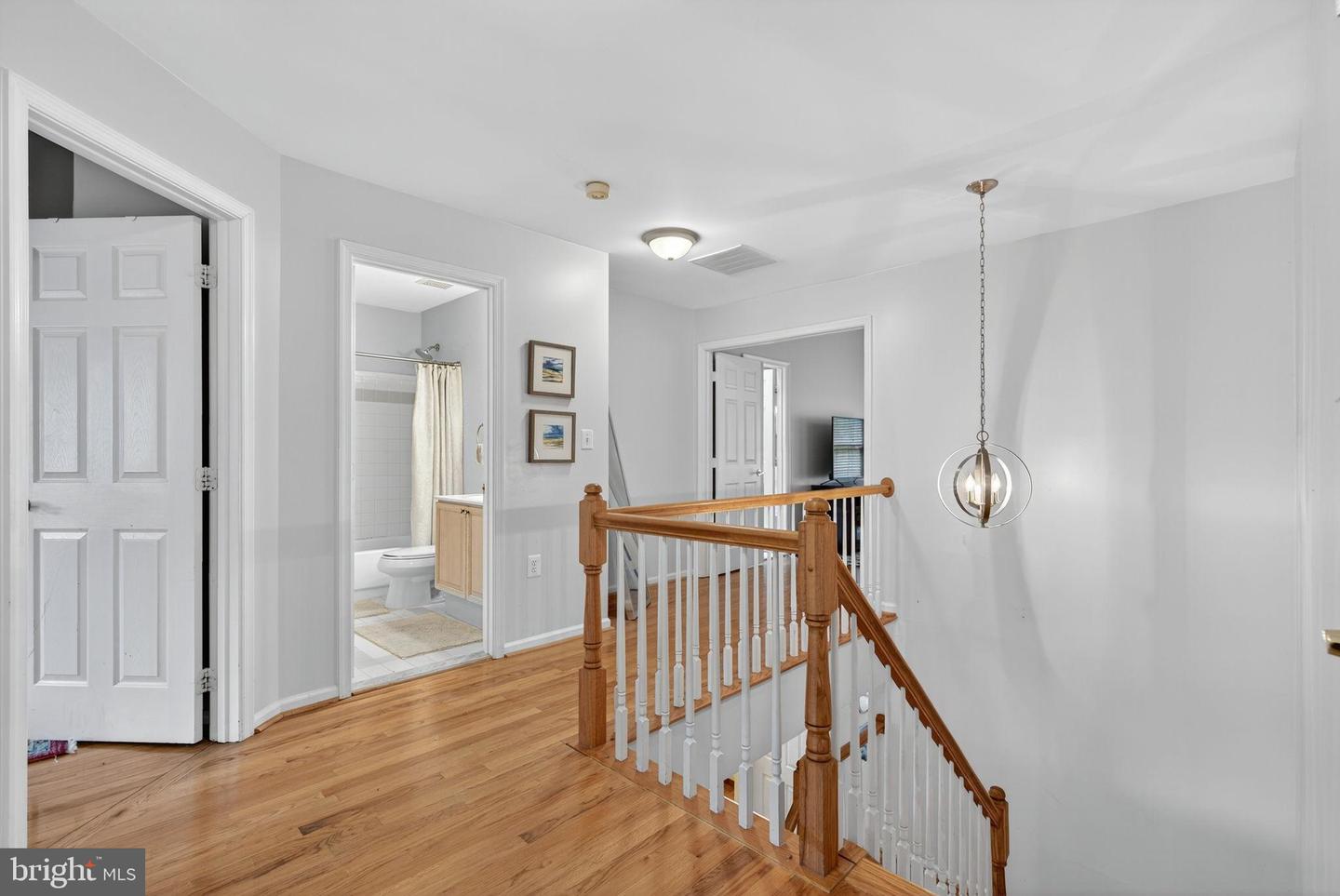 1316 PARK GARDEN LN, RESTON, Virginia 20194, 3 Bedrooms Bedrooms, 14 Rooms Rooms,3 BathroomsBathrooms,Residential,For sale,1316 PARK GARDEN LN,VAFX2267154 MLS # VAFX2267154