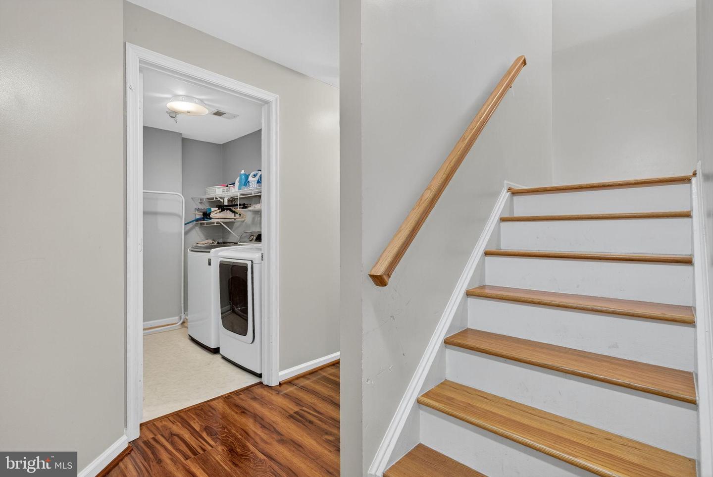 1316 PARK GARDEN LN, RESTON, Virginia 20194, 3 Bedrooms Bedrooms, 14 Rooms Rooms,3 BathroomsBathrooms,Residential,For sale,1316 PARK GARDEN LN,VAFX2267154 MLS # VAFX2267154