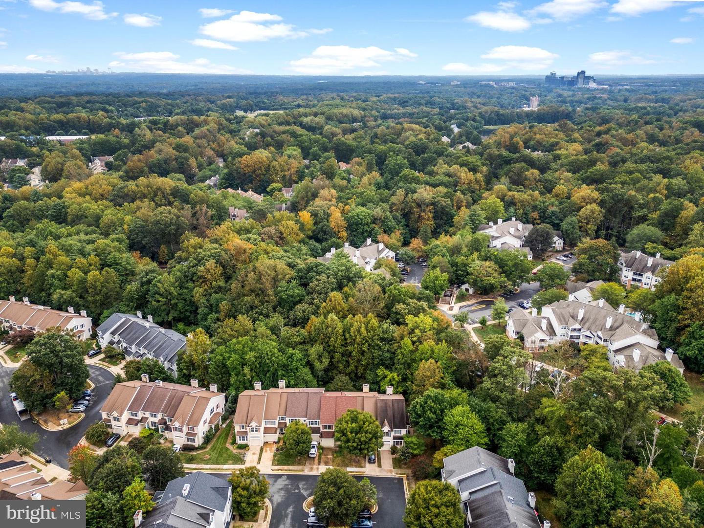 1316 PARK GARDEN LN, RESTON, Virginia 20194, 3 Bedrooms Bedrooms, 14 Rooms Rooms,3 BathroomsBathrooms,Residential,For sale,1316 PARK GARDEN LN,VAFX2267154 MLS # VAFX2267154