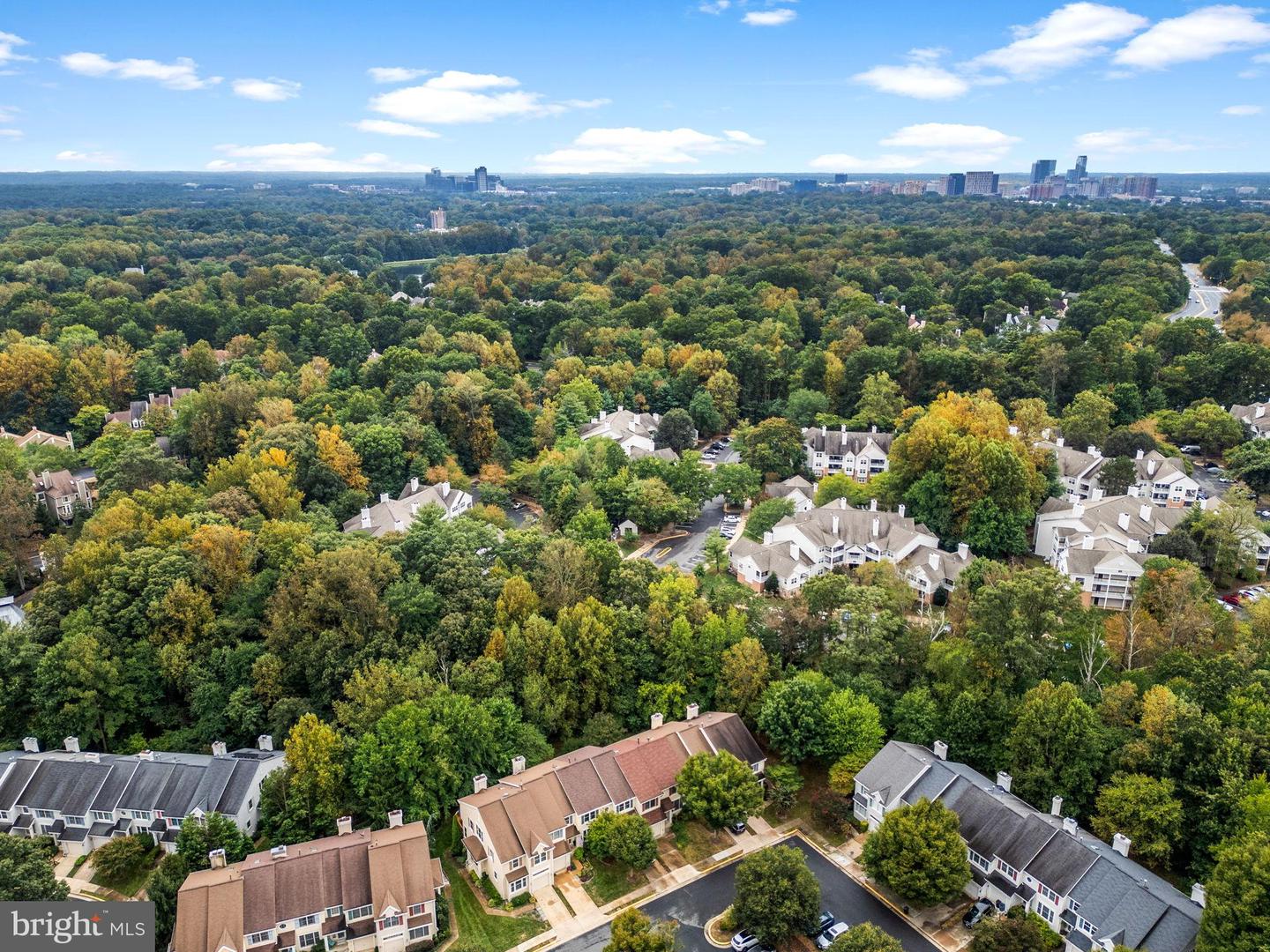 1316 PARK GARDEN LN, RESTON, Virginia 20194, 3 Bedrooms Bedrooms, 14 Rooms Rooms,3 BathroomsBathrooms,Residential,For sale,1316 PARK GARDEN LN,VAFX2267154 MLS # VAFX2267154