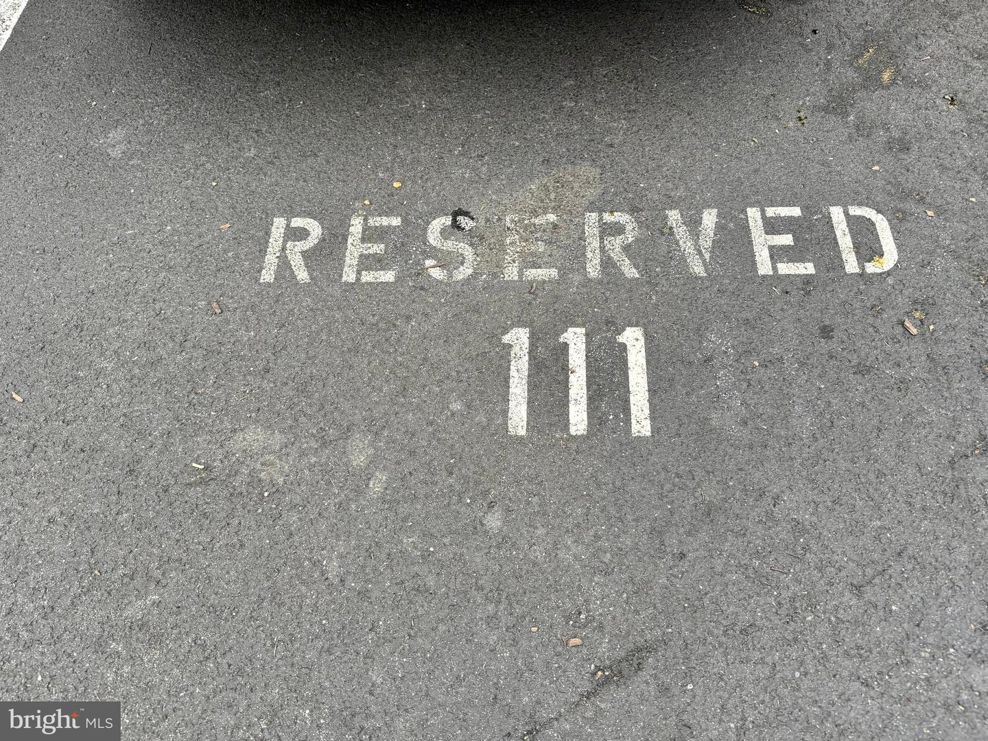 122 ROBERTS LN #400, ALEXANDRIA, Virginia 22314, 2 Bedrooms Bedrooms, ,2 BathroomsBathrooms,Residential,For sale,122 ROBERTS LN #400,VAAX2049634 MLS # VAAX2049634