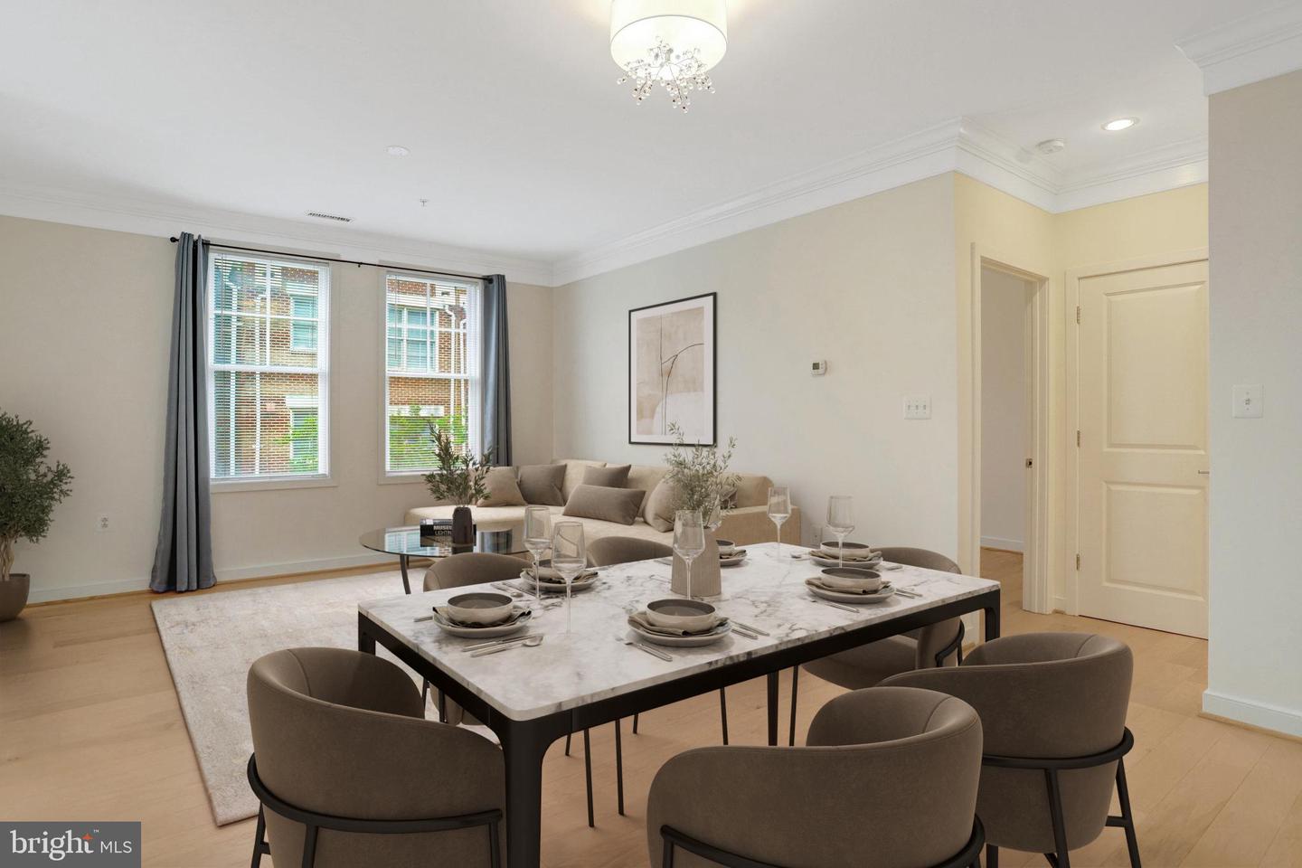 181 E REED AVE #204, ALEXANDRIA, Virginia 22305, 2 Bedrooms Bedrooms, 4 Rooms Rooms,2 BathroomsBathrooms,Residential,For sale,181 E REED AVE #204,VAAX2049640 MLS # VAAX2049640