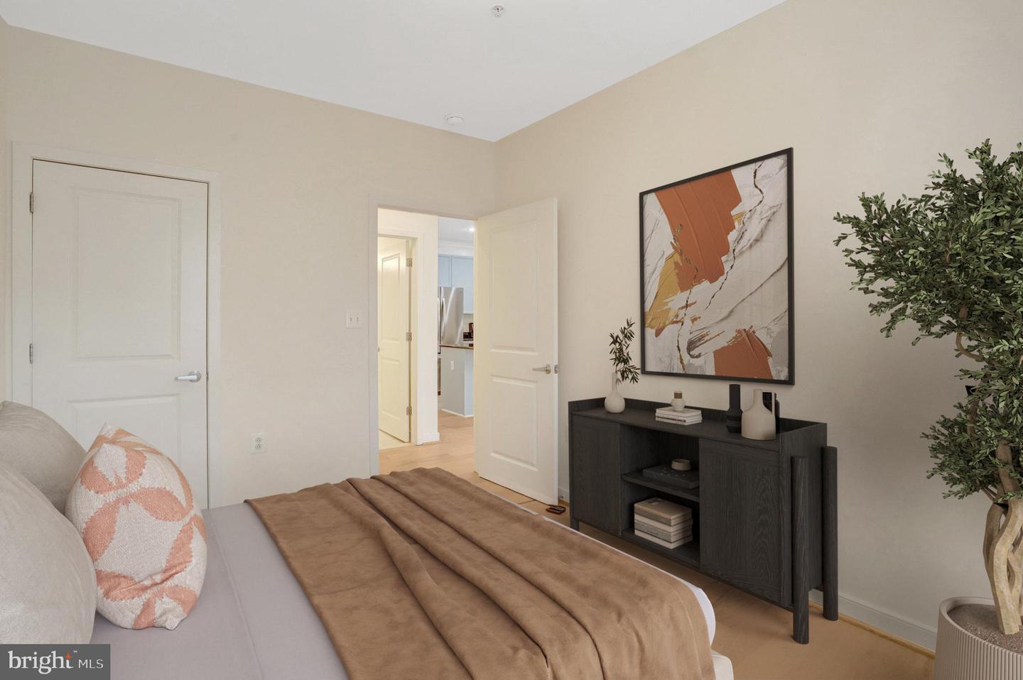 181 E REED AVE #204, ALEXANDRIA, Virginia 22305, 2 Bedrooms Bedrooms, 4 Rooms Rooms,2 BathroomsBathrooms,Residential,For sale,181 E REED AVE #204,VAAX2049640 MLS # VAAX2049640
