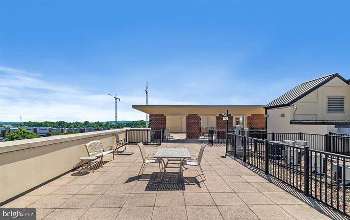 181 E REED AVE #204, ALEXANDRIA, Virginia 22305, 2 Bedrooms Bedrooms, 4 Rooms Rooms,2 BathroomsBathrooms,Residential,For sale,181 E REED AVE #204,VAAX2049640 MLS # VAAX2049640