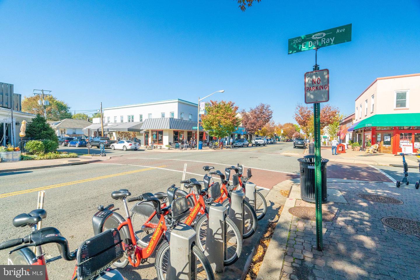181 E REED AVE #204, ALEXANDRIA, Virginia 22305, 2 Bedrooms Bedrooms, 4 Rooms Rooms,2 BathroomsBathrooms,Residential,For sale,181 E REED AVE #204,VAAX2049640 MLS # VAAX2049640