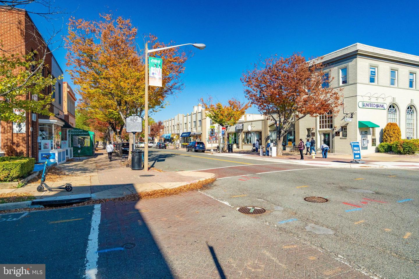 181 E REED AVE #204, ALEXANDRIA, Virginia 22305, 2 Bedrooms Bedrooms, 4 Rooms Rooms,2 BathroomsBathrooms,Residential,For sale,181 E REED AVE #204,VAAX2049640 MLS # VAAX2049640