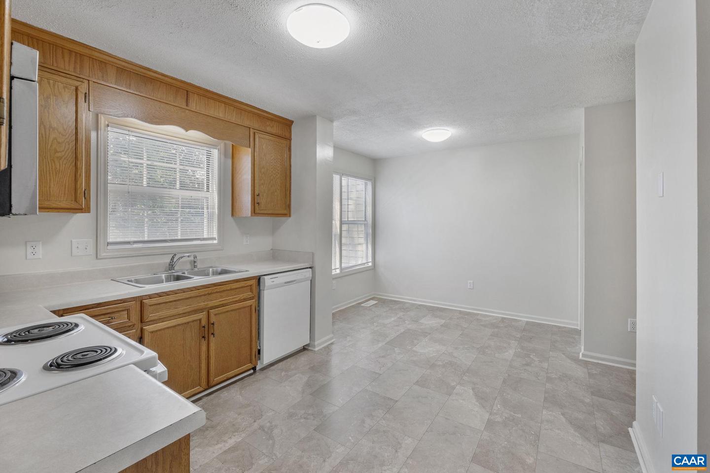 110 BRANDYWINE CT #110, CHARLOTTESVILLE, Virginia 22901, 3 Bedrooms Bedrooms, ,2 BathroomsBathrooms,Residential,For sale,110 BRANDYWINE CT #110,668943 MLS # 668943