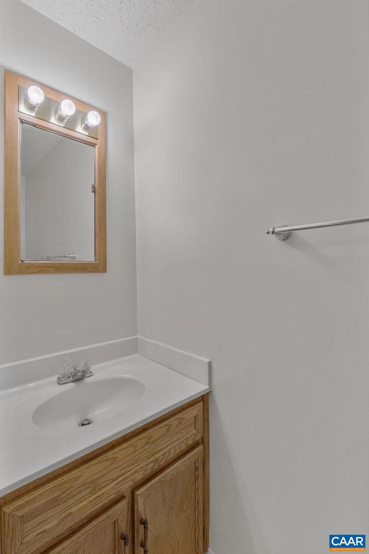 110 BRANDYWINE CT #110, CHARLOTTESVILLE, Virginia 22901, 3 Bedrooms Bedrooms, ,2 BathroomsBathrooms,Residential,For sale,110 BRANDYWINE CT #110,668943 MLS # 668943