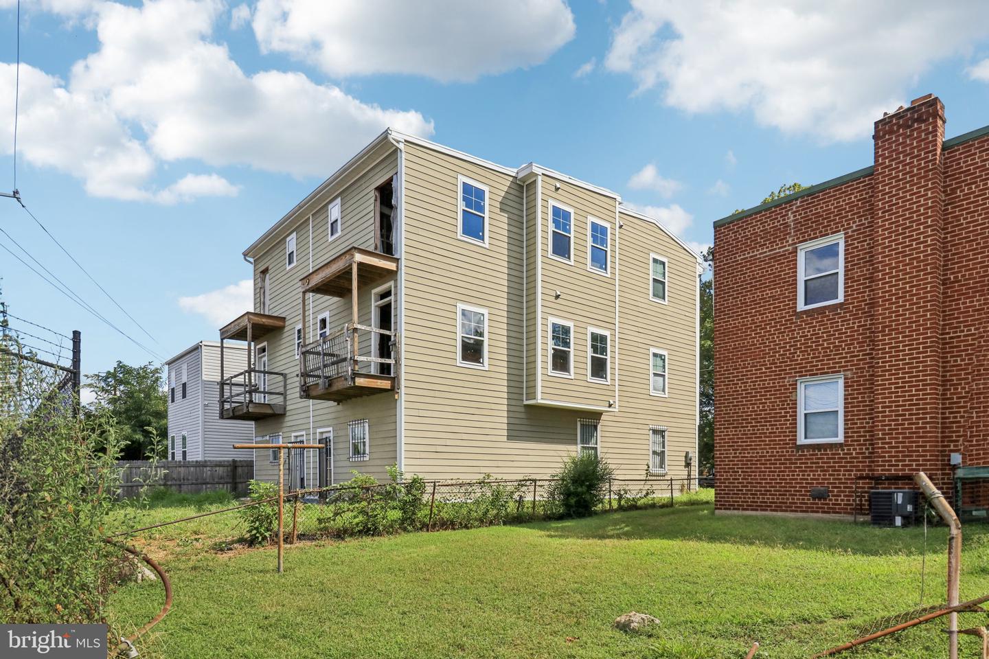 1058 44TH ST NE, WASHINGTON, District Of Columbia 20019, 4 Bedrooms Bedrooms, ,3 BathroomsBathrooms,Residential,For sale,1058 44TH ST NE,DCDC2222250 MLS # DCDC2222250