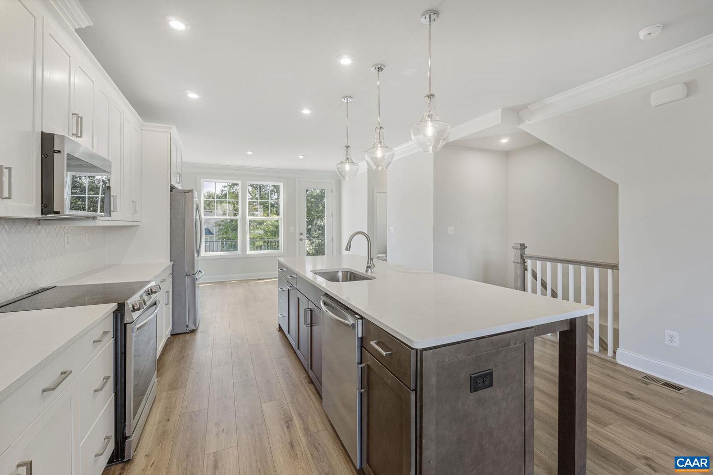 39A LINDLEY PL, CHARLOTTESVILLE, Virginia 22901, 3 Bedrooms Bedrooms, ,2 BathroomsBathrooms,Residential,For sale,39A LINDLEY PL,668949 MLS # 668949