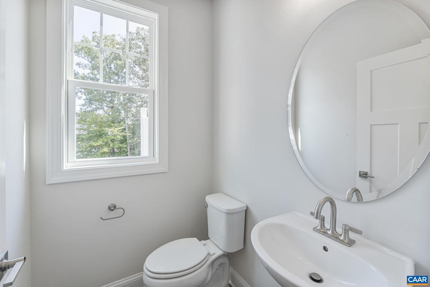 39A LINDLEY PL, CHARLOTTESVILLE, Virginia 22901, 3 Bedrooms Bedrooms, ,2 BathroomsBathrooms,Residential,For sale,39A LINDLEY PL,668949 MLS # 668949