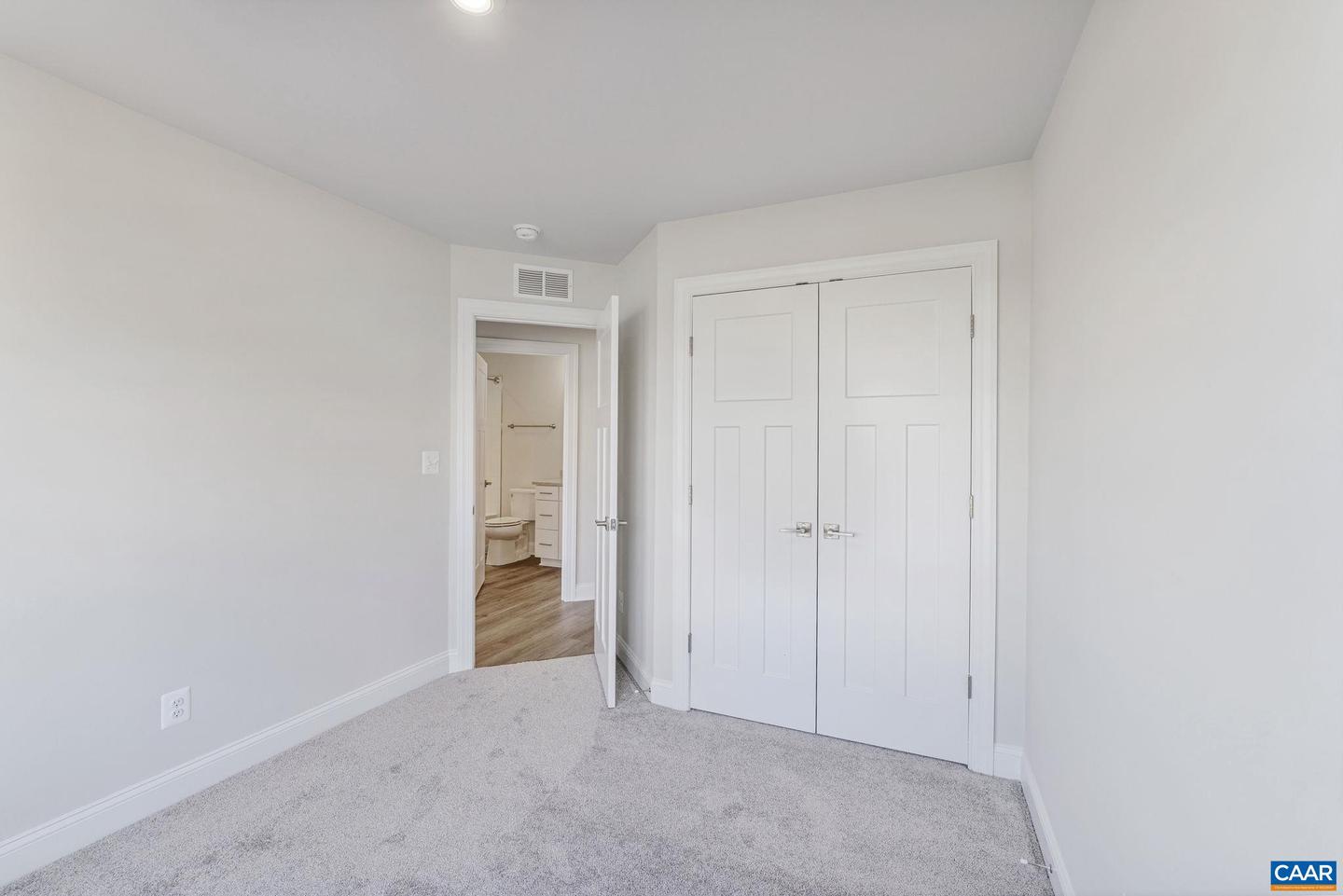 39A LINDLEY PL, CHARLOTTESVILLE, Virginia 22901, 3 Bedrooms Bedrooms, ,2 BathroomsBathrooms,Residential,For sale,39A LINDLEY PL,668949 MLS # 668949