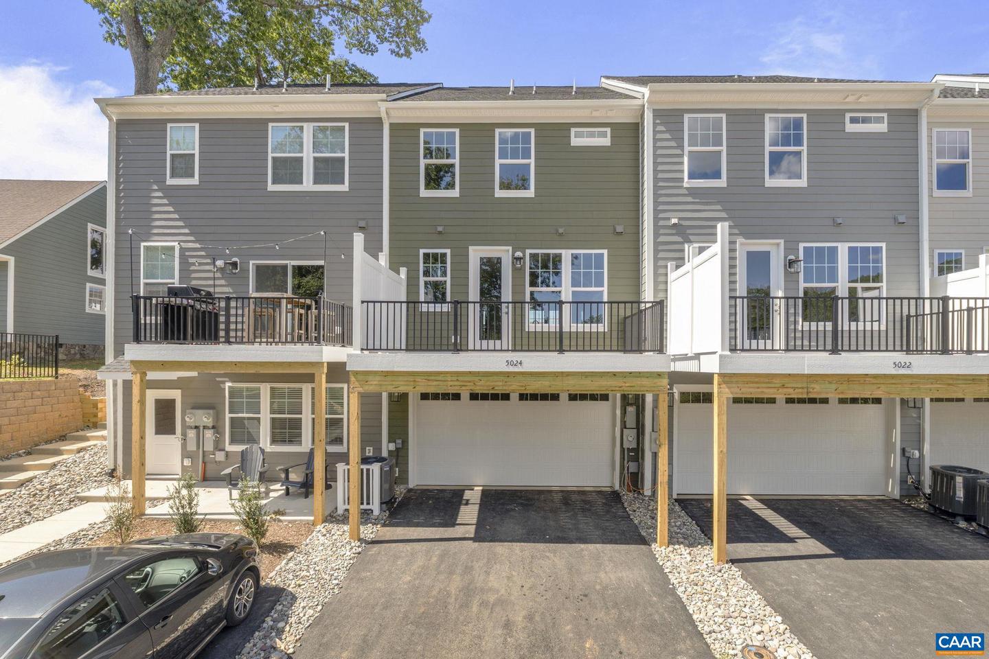 39A LINDLEY PL, CHARLOTTESVILLE, Virginia 22901, 3 Bedrooms Bedrooms, ,2 BathroomsBathrooms,Residential,For sale,39A LINDLEY PL,668949 MLS # 668949