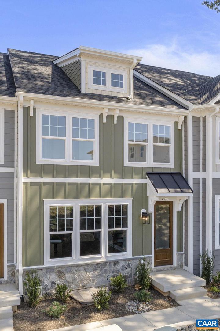 39A LINDLEY PL, CHARLOTTESVILLE, Virginia 22901, 3 Bedrooms Bedrooms, ,2 BathroomsBathrooms,Residential,For sale,39A LINDLEY PL,668949 MLS # 668949