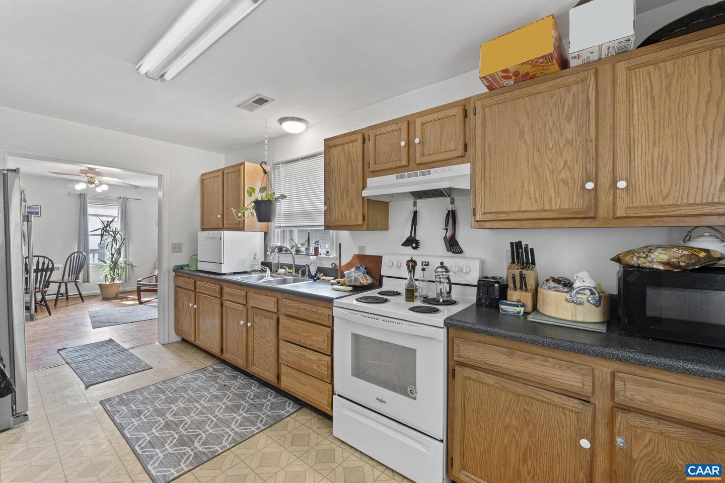 485 VALLEY ST, SCOTTSVILLE, Virginia 24590, 2 Bedrooms Bedrooms, ,2 BathroomsBathrooms,Residential,For sale,485 VALLEY ST,668956 MLS # 668956