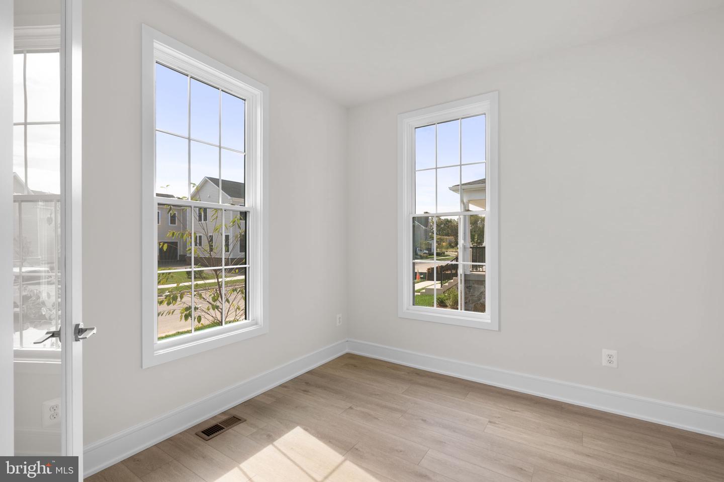 1010 CAPTAIN RICHARDS CT, MARSHALL, Virginia 20115, 3 Bedrooms Bedrooms, ,2 BathroomsBathrooms,Residential,For sale,1010 CAPTAIN RICHARDS CT,VAFQ2018286 MLS # VAFQ2018286