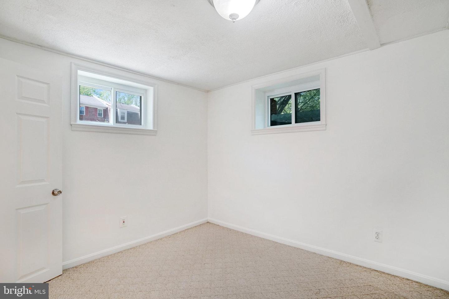 9239 SAND CREEK CT, BURKE, Virginia 22015, 3 Bedrooms Bedrooms, ,3 BathroomsBathrooms,Residential,For sale,9239 SAND CREEK CT,VAFX2267228 MLS # VAFX2267228