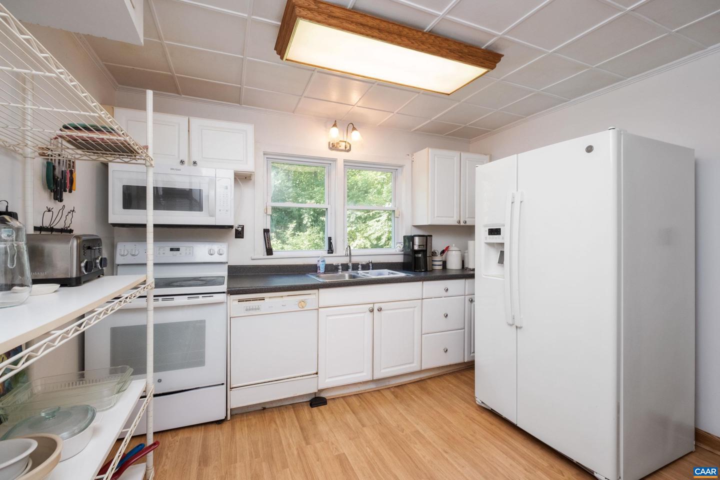 299 SUNRISE DR, AFTON, Virginia 22920, 4 Bedrooms Bedrooms, ,3 BathroomsBathrooms,Residential,For sale,299 SUNRISE DR,668974 MLS # 668974