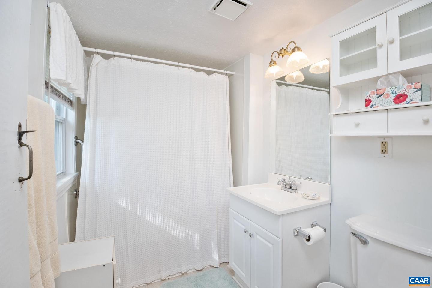 299 SUNRISE DR, AFTON, Virginia 22920, 4 Bedrooms Bedrooms, ,3 BathroomsBathrooms,Residential,For sale,299 SUNRISE DR,668974 MLS # 668974