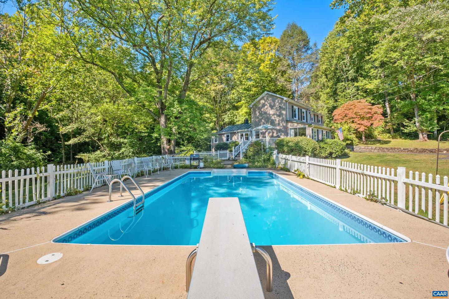 299 SUNRISE DR, AFTON, Virginia 22920, 4 Bedrooms Bedrooms, ,3 BathroomsBathrooms,Residential,For sale,299 SUNRISE DR,668974 MLS # 668974