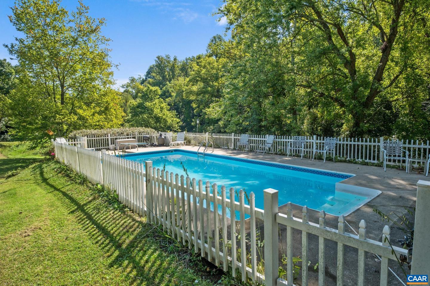 299 SUNRISE DR, AFTON, Virginia 22920, 4 Bedrooms Bedrooms, ,3 BathroomsBathrooms,Residential,For sale,299 SUNRISE DR,668974 MLS # 668974