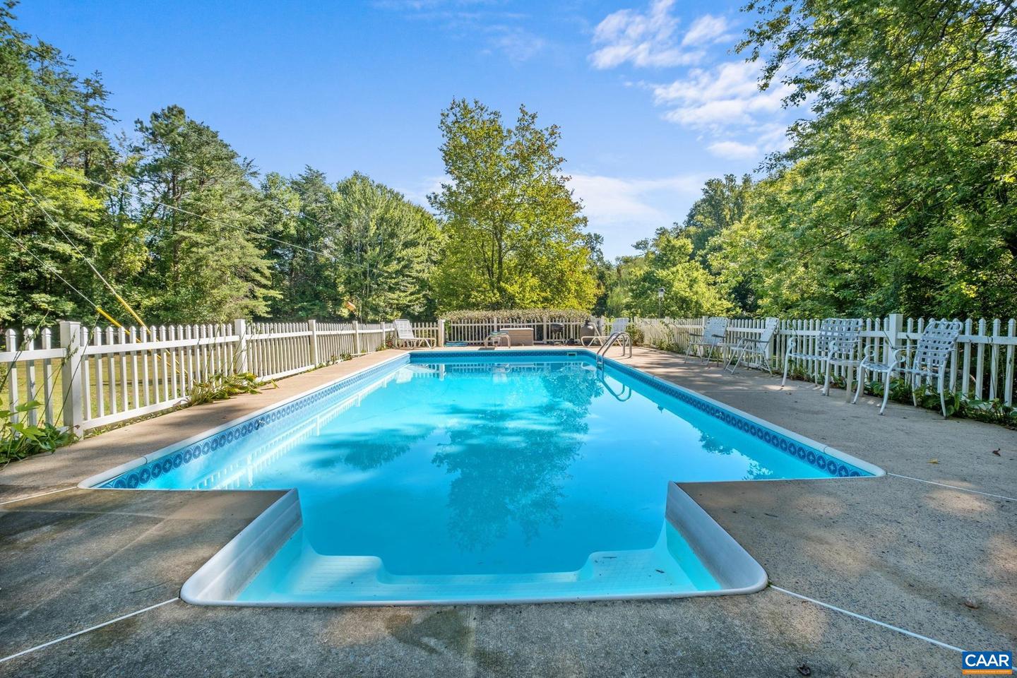 299 SUNRISE DR, AFTON, Virginia 22920, 4 Bedrooms Bedrooms, ,3 BathroomsBathrooms,Residential,For sale,299 SUNRISE DR,668974 MLS # 668974