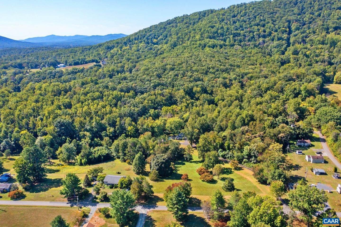 299 SUNRISE DR, AFTON, Virginia 22920, 4 Bedrooms Bedrooms, ,3 BathroomsBathrooms,Residential,For sale,299 SUNRISE DR,668974 MLS # 668974
