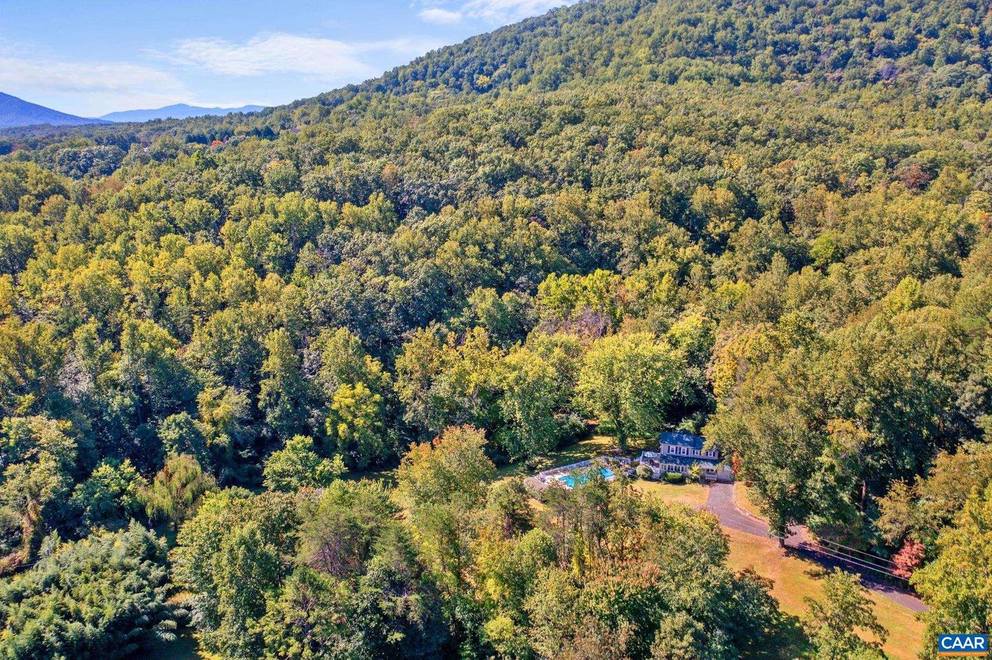 299 SUNRISE DR, AFTON, Virginia 22920, 4 Bedrooms Bedrooms, ,3 BathroomsBathrooms,Residential,For sale,299 SUNRISE DR,668974 MLS # 668974