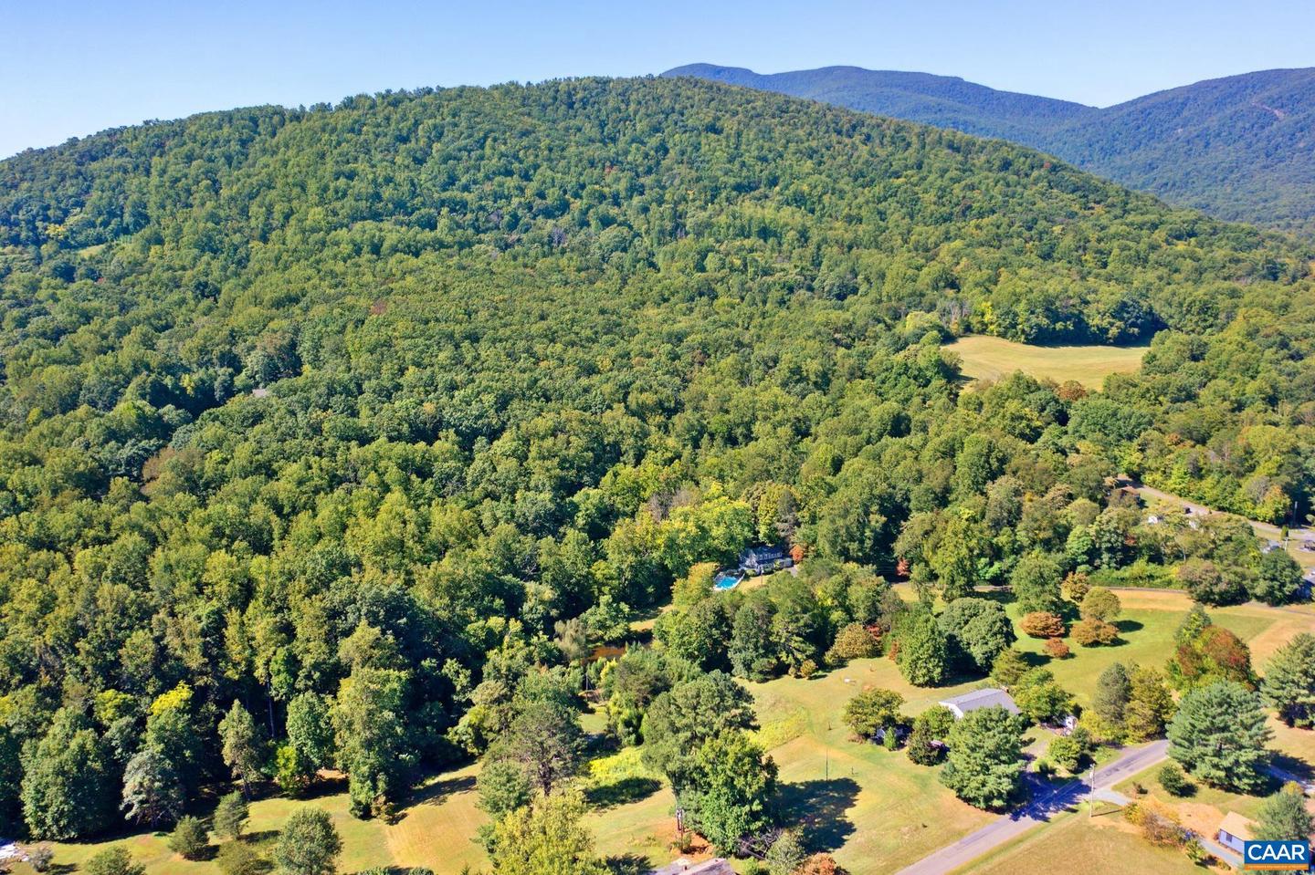 299 SUNRISE DR, AFTON, Virginia 22920, 4 Bedrooms Bedrooms, ,3 BathroomsBathrooms,Residential,For sale,299 SUNRISE DR,668974 MLS # 668974