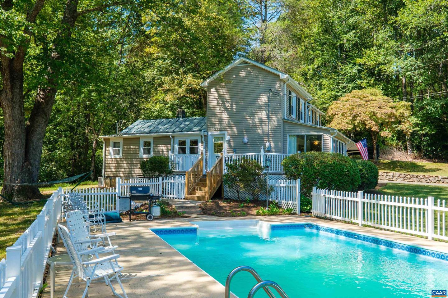 299 SUNRISE DR, AFTON, Virginia 22920, 4 Bedrooms Bedrooms, ,3 BathroomsBathrooms,Residential,For sale,299 SUNRISE DR,668974 MLS # 668974