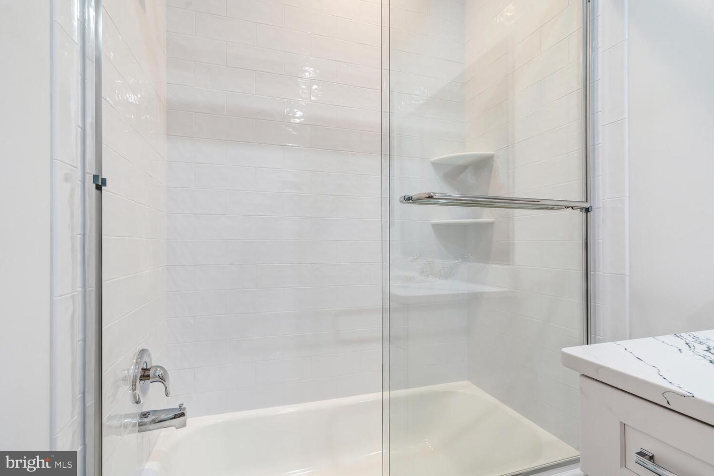 13711 JOYCE RD, WOODBRIDGE, Virginia 22191, 3 Bedrooms Bedrooms, ,3 BathroomsBathrooms,Residential,For sale,13711 JOYCE RD,VAPW2096042 MLS # VAPW2096042