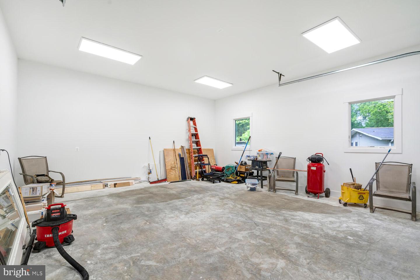 13711 JOYCE RD, WOODBRIDGE, Virginia 22191, 3 Bedrooms Bedrooms, ,3 BathroomsBathrooms,Residential,For sale,13711 JOYCE RD,VAPW2096042 MLS # VAPW2096042