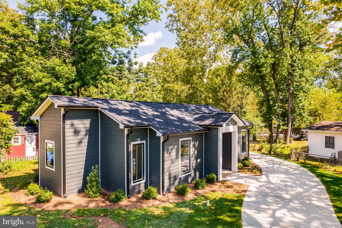 13711 JOYCE RD, WOODBRIDGE, Virginia 22191, 3 Bedrooms Bedrooms, ,3 BathroomsBathrooms,Residential,For sale,13711 JOYCE RD,VAPW2096042 MLS # VAPW2096042