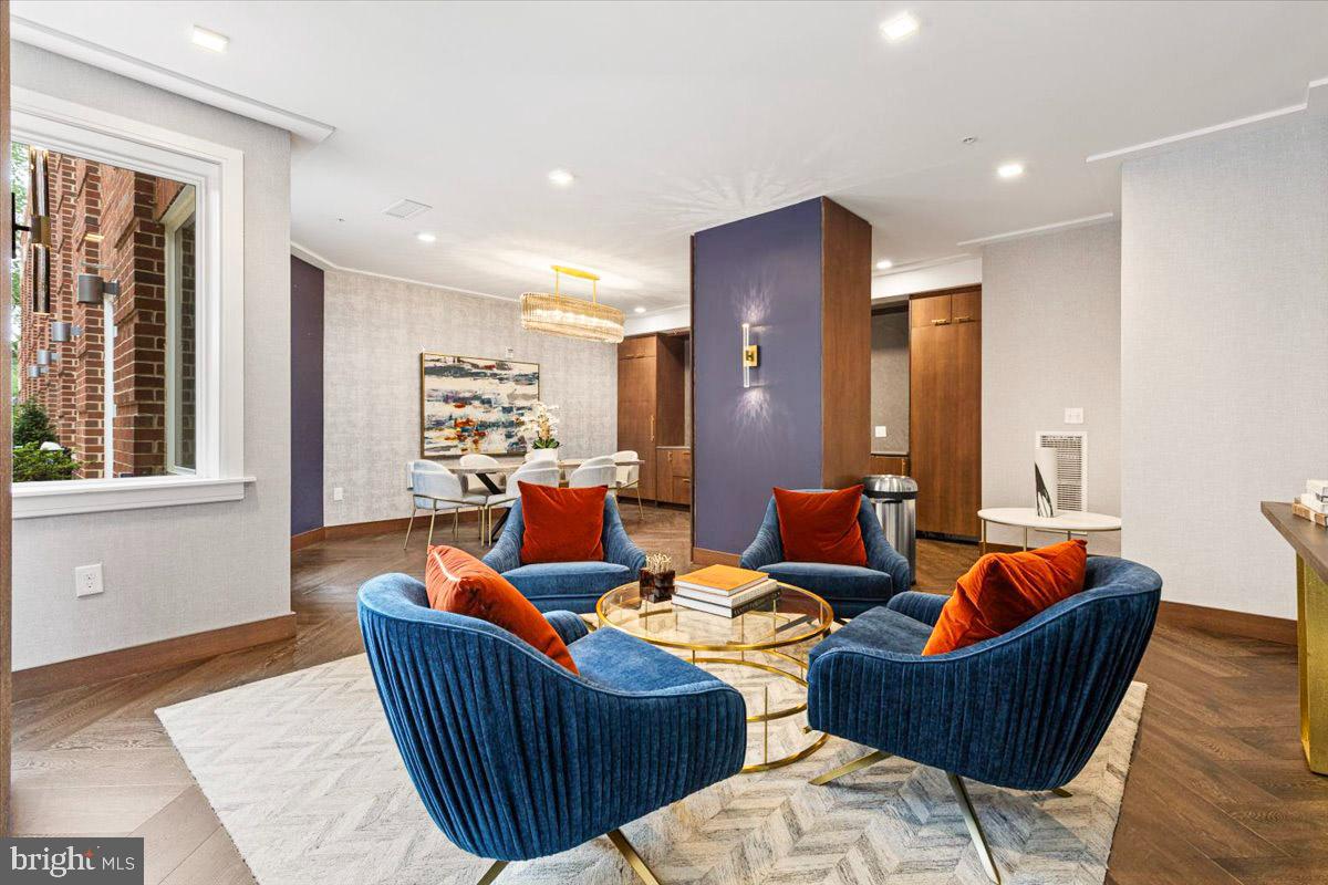 625 SLATERS LN #401, ALEXANDRIA, Virginia 22314, 1 Bedroom Bedrooms, ,1 BathroomBathrooms,Residential,For sale,625 SLATERS LN #401,VAAX2046266 MLS # VAAX2046266